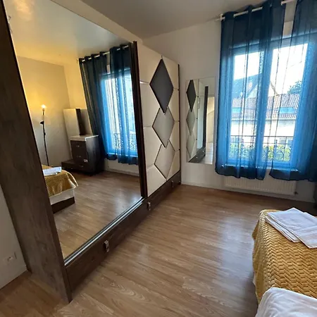 Chez Chantou A Sur Seine Holiday home *